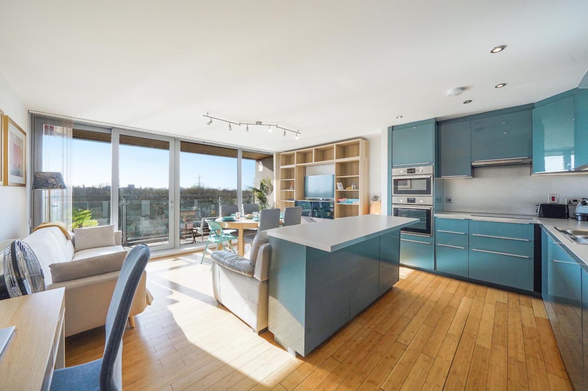 ברקינג City Riverside - 2 Bedroom & Free Parking מראה חיצוני תמונה