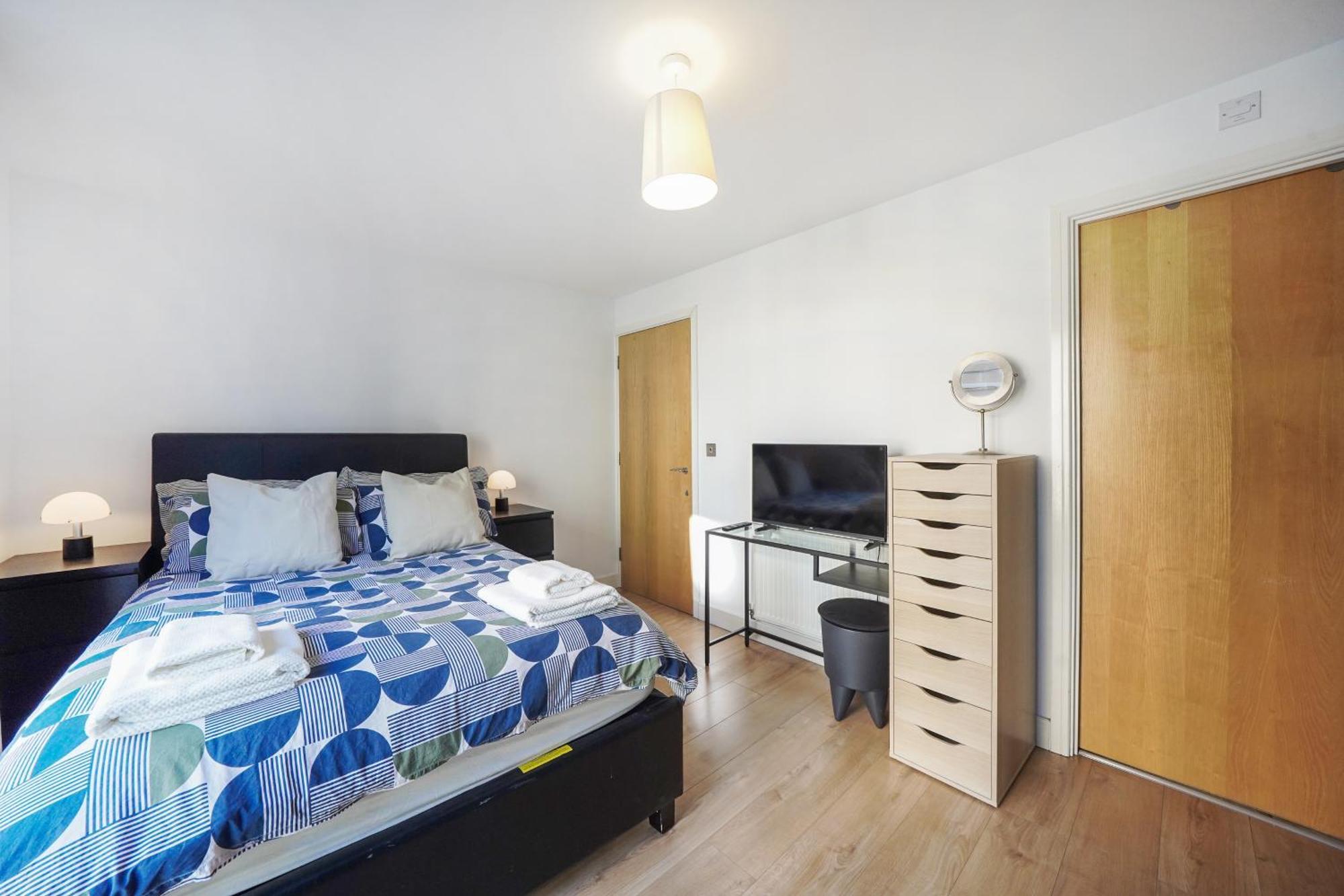 ברקינג City Riverside - 2 Bedroom & Free Parking מראה חיצוני תמונה